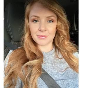 Meet your Posher, Monique